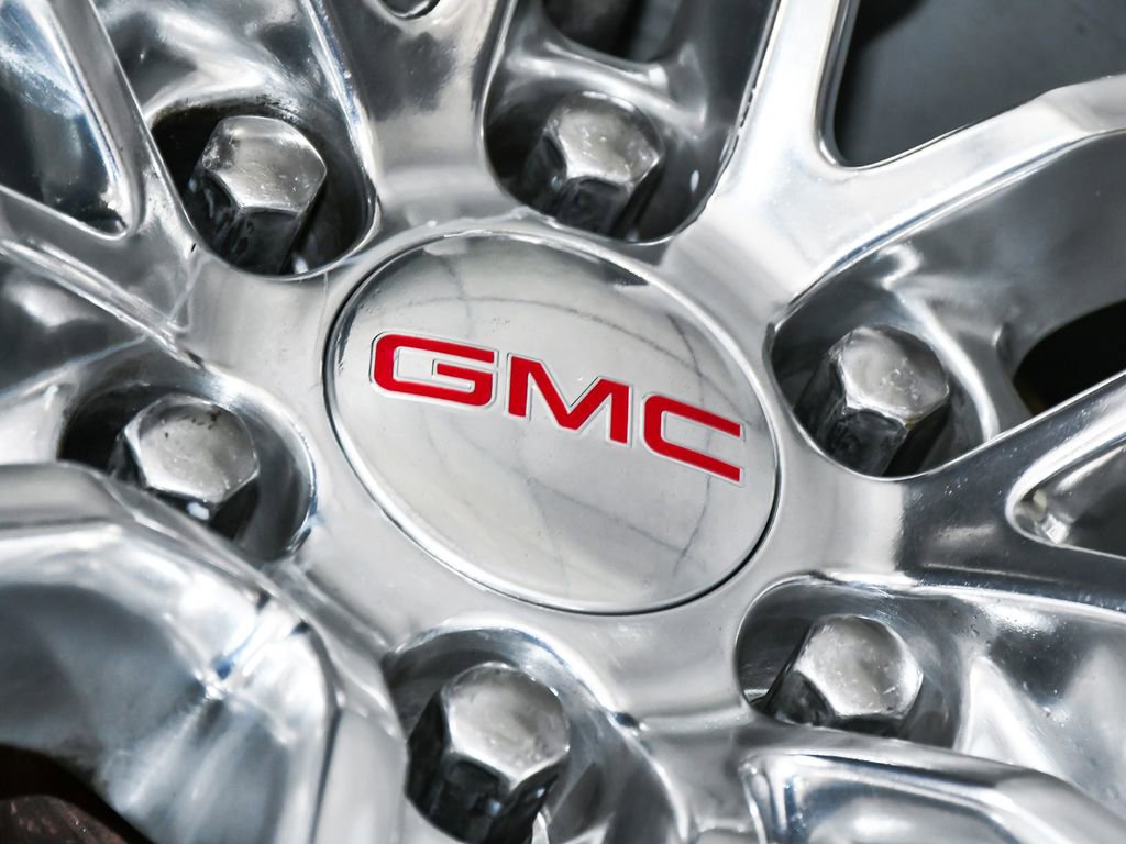 Used 2023 GMC Yukon XL SLT w/ SLT Premium Package image 87