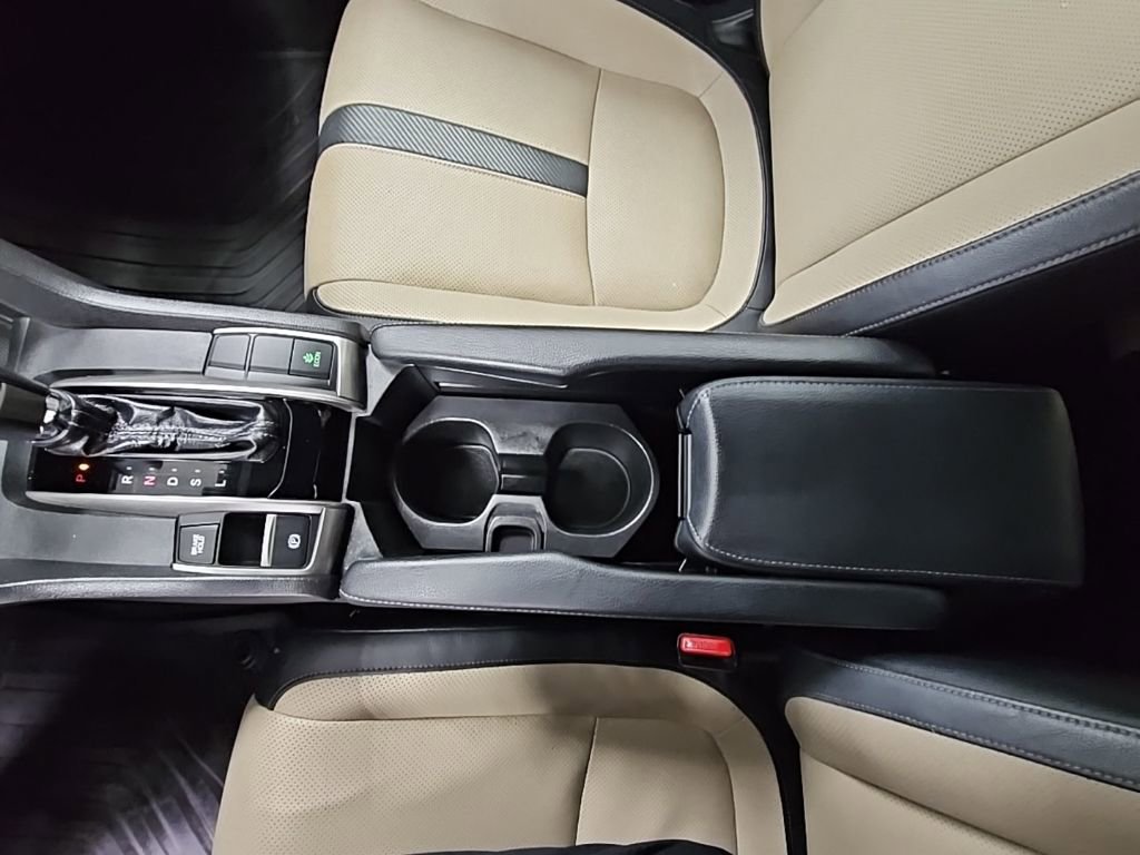 Used 2017 Honda Civic EX-L image 22