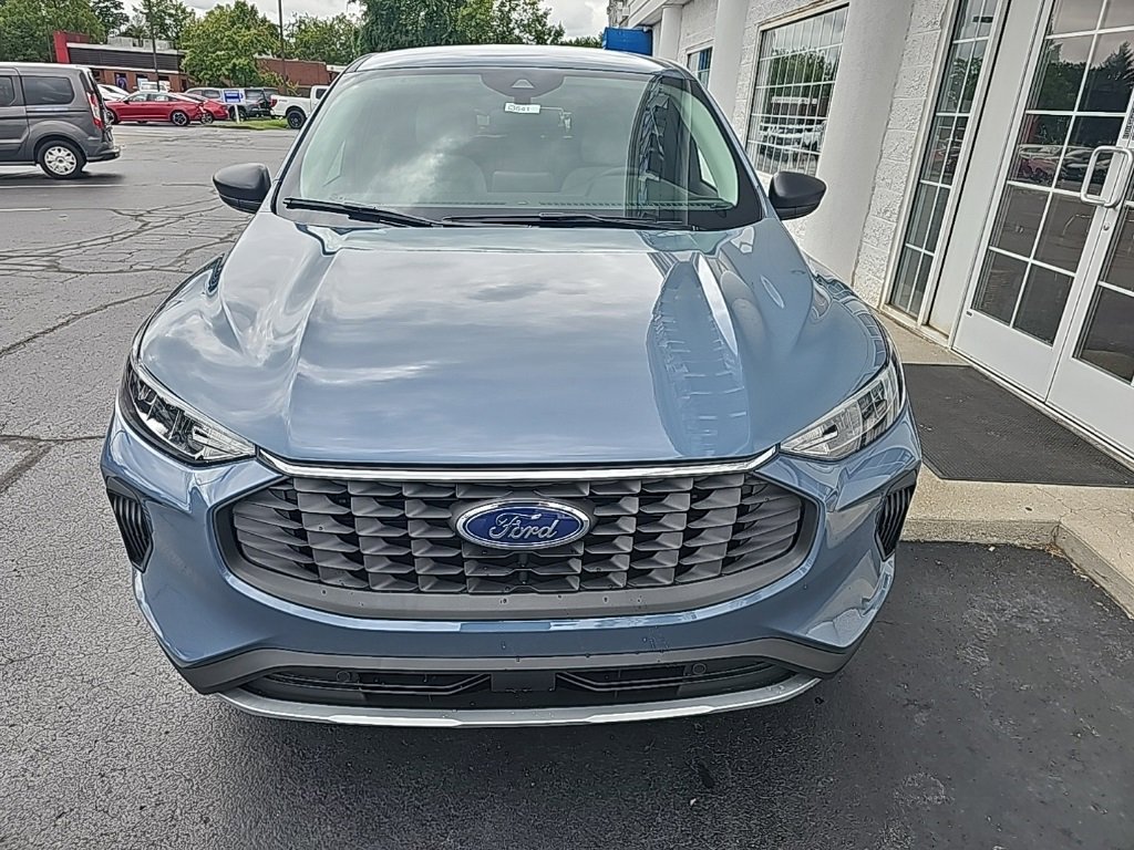 New 2026 Ford Escape Active w/ Cold Weather Package image 3