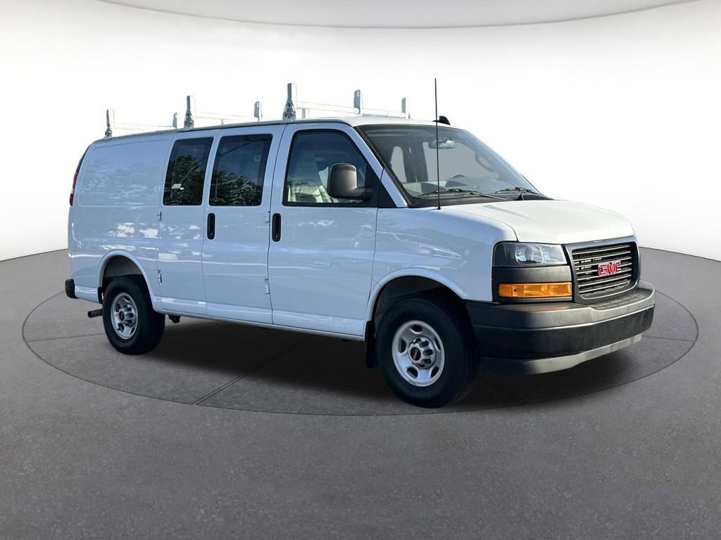 Used 2024 GMC Savana 2500 w/ Driver Convenience Package image 8