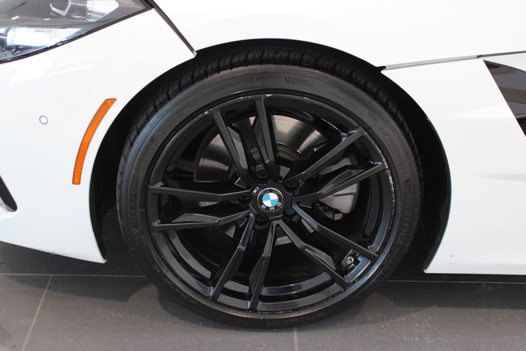 Used 2023 BMW Z4 sDrive30i w/ Premium Package image 32