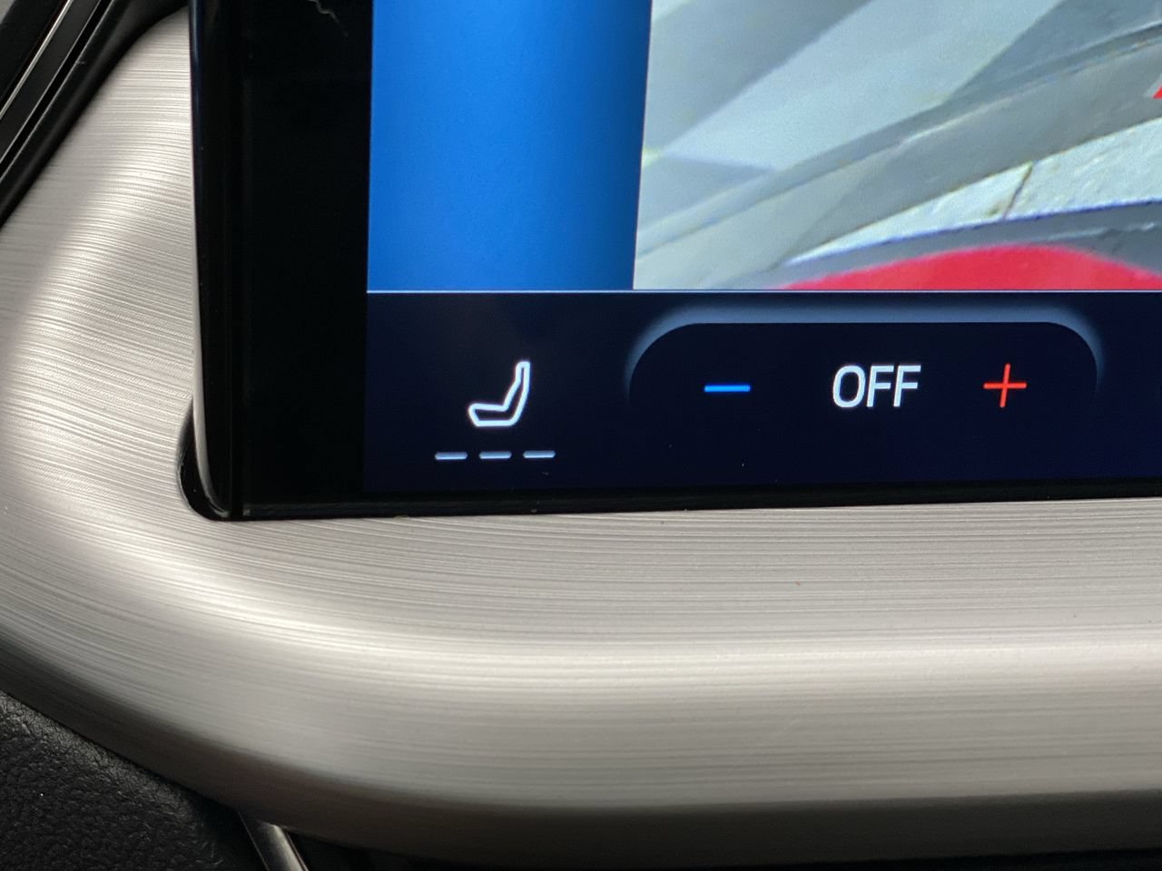 New 2024 Ford Escape SE w/ PHEV Premium Package FWD image 23