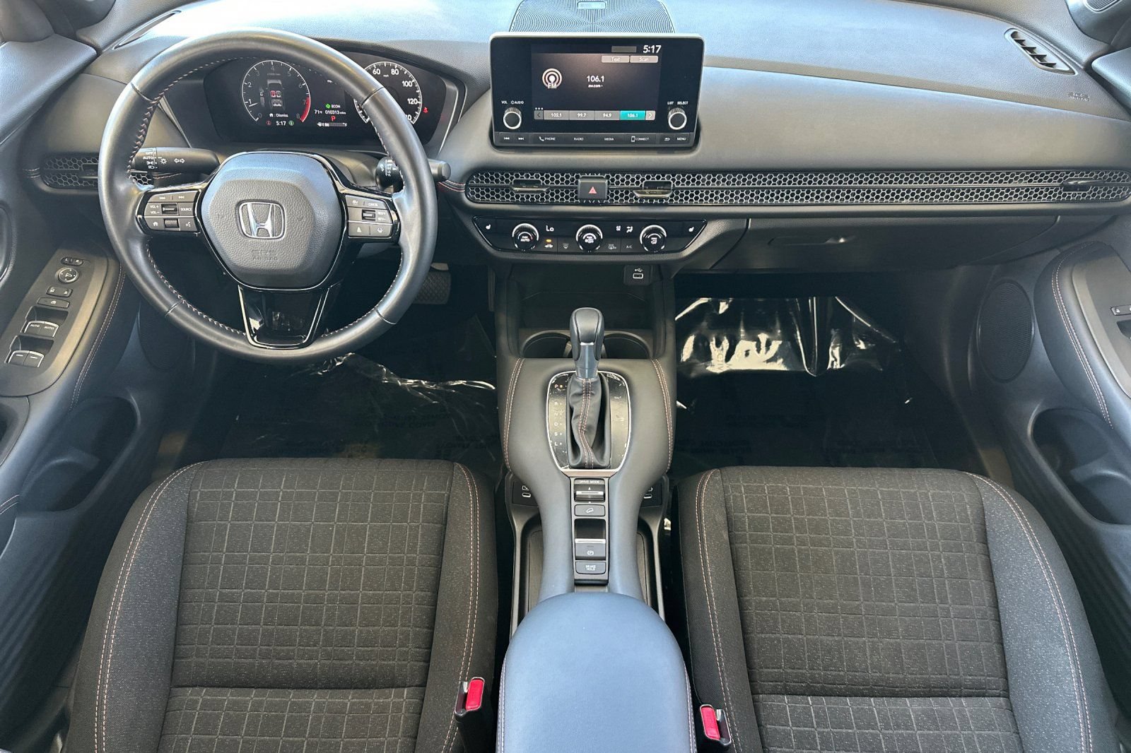 Certified 2025 Honda HR-V Sport image 14