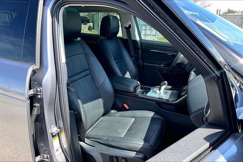 Used 2023 Land Rover Range Rover Evoque S AWD/4WD image 10