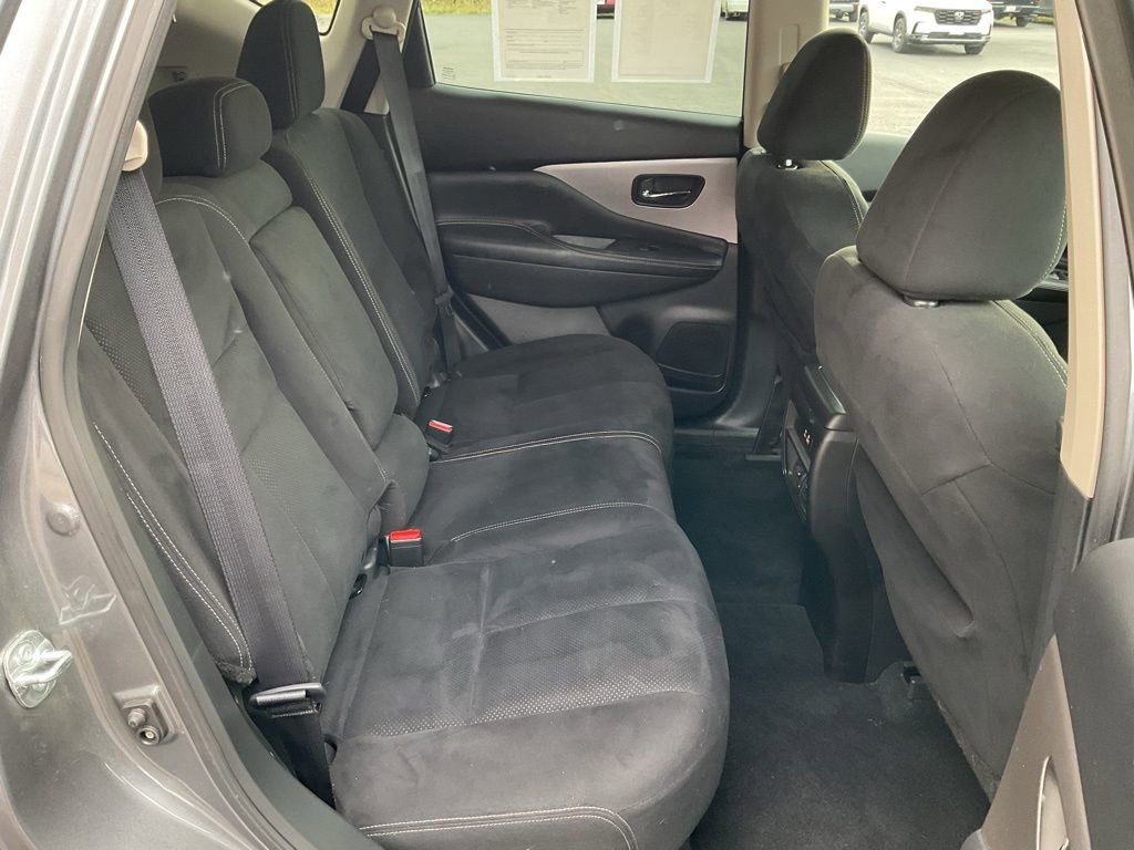 Used 2022 Nissan Murano S image 17