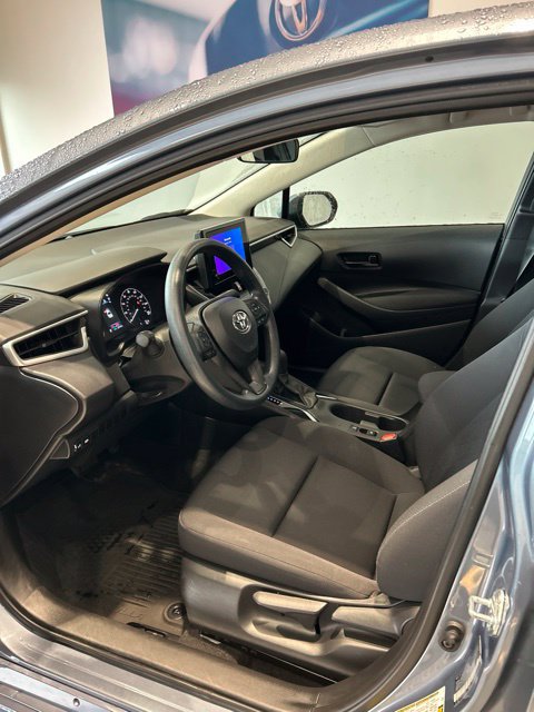 Used 2024 Toyota Corolla LE FWD image 11