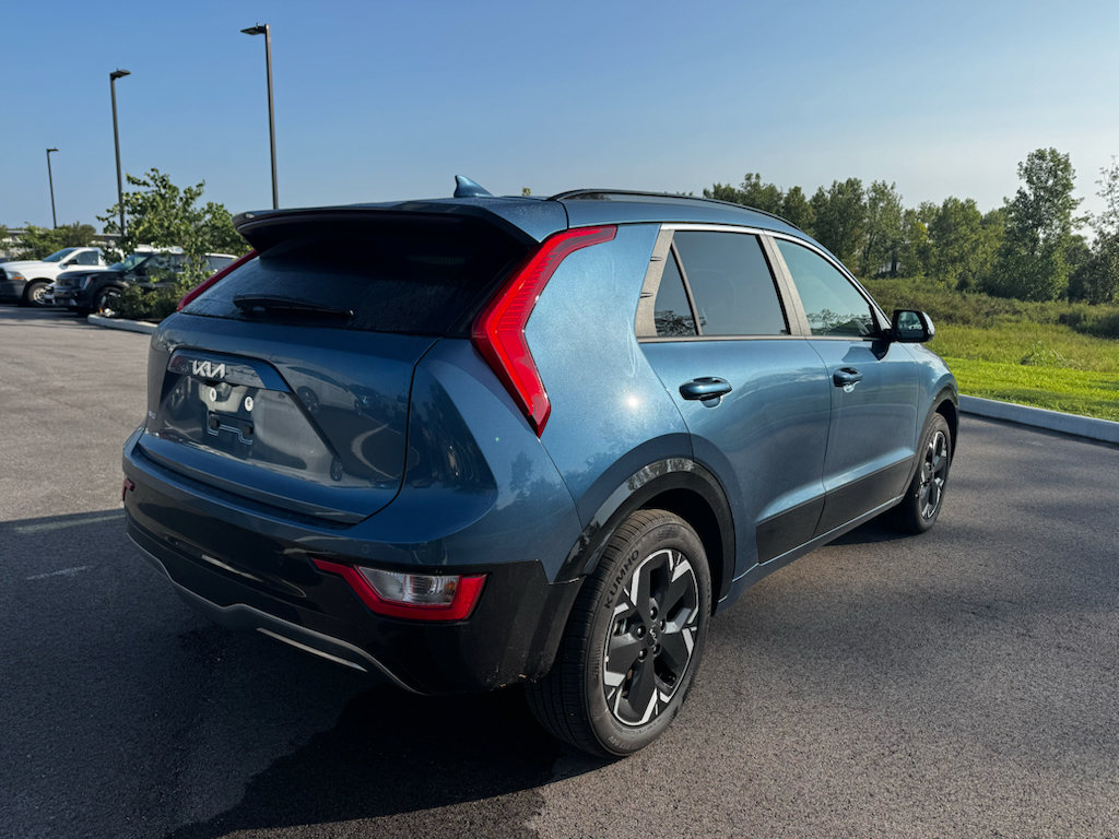 Used 2026 Kia Niro Wind w/ Wind Preserve Package FWD image 6