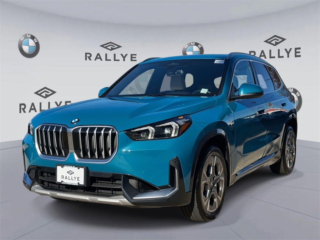 Certified 2025 BMW X1 xDrive28i w/ Convenience Package image 3