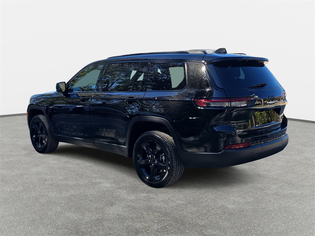 New 2025 Jeep Grand Cherokee L Limited w/ Black Appearance Package image 7