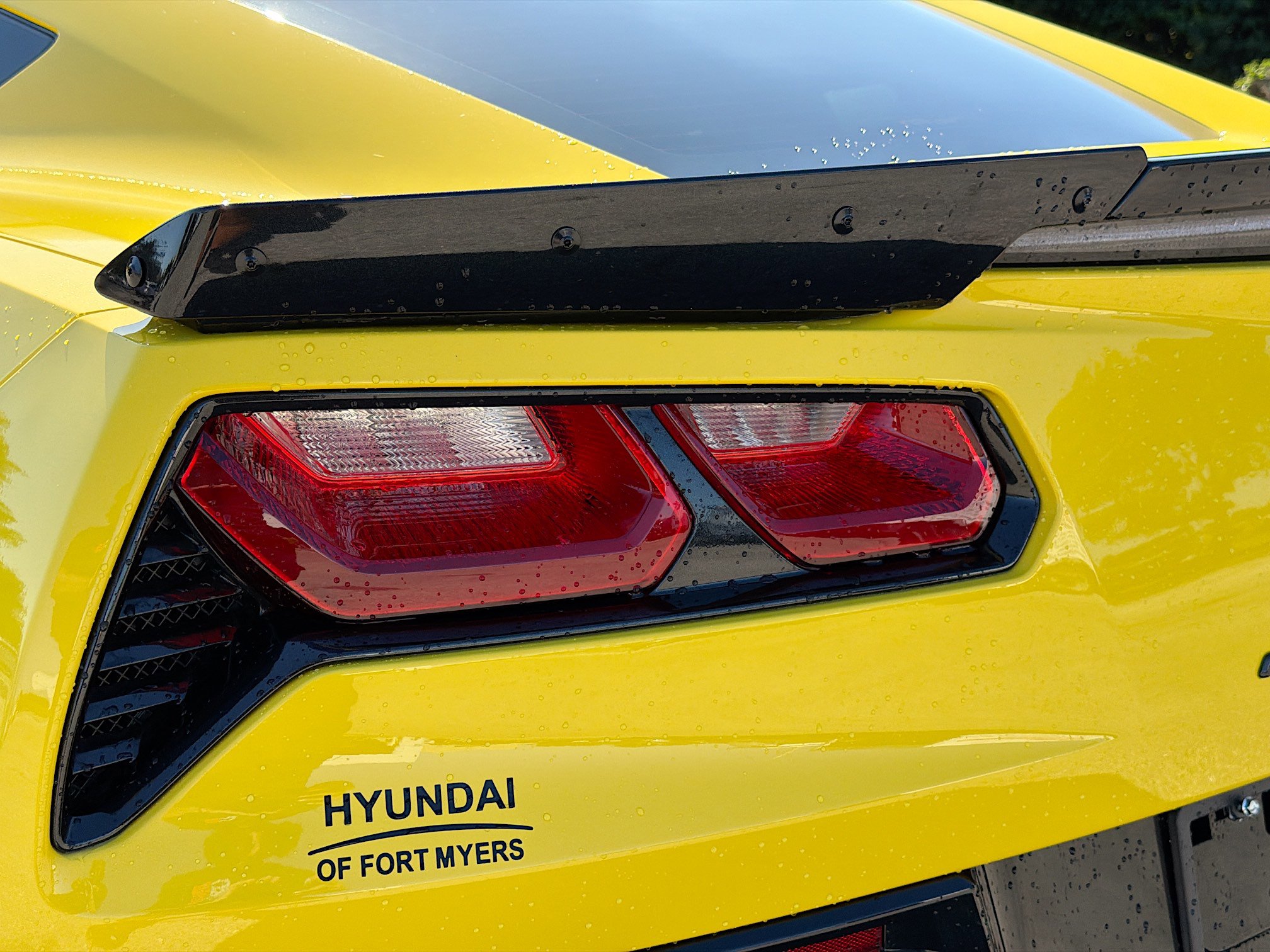 Used 2017 Chevrolet Corvette Grand Sport w/ Carbon Flash Badge Package image 11
