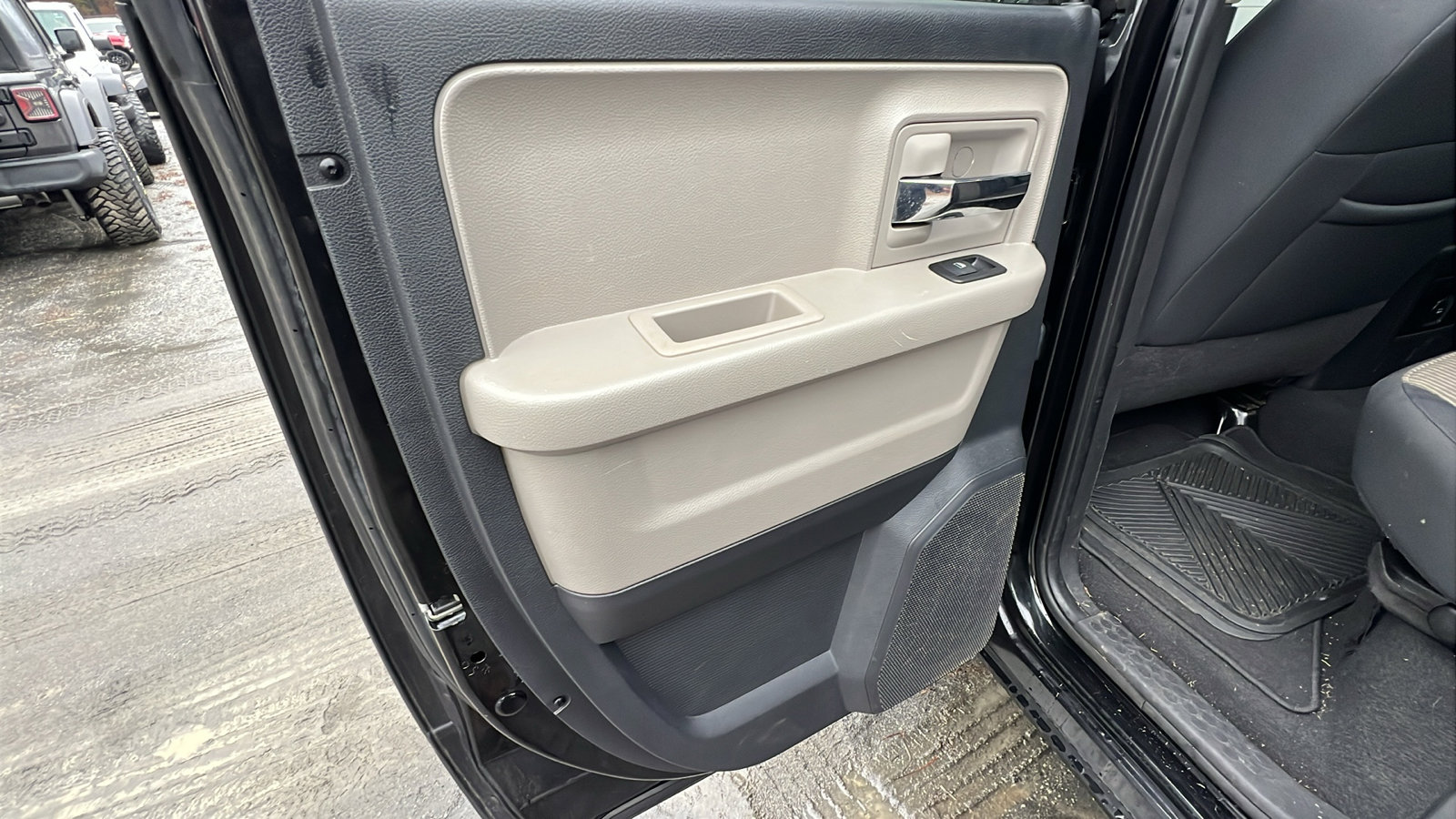 Used 2010 Dodge Ram 1500 Truck SLT w/ Big Horn Regional Pkg image 22