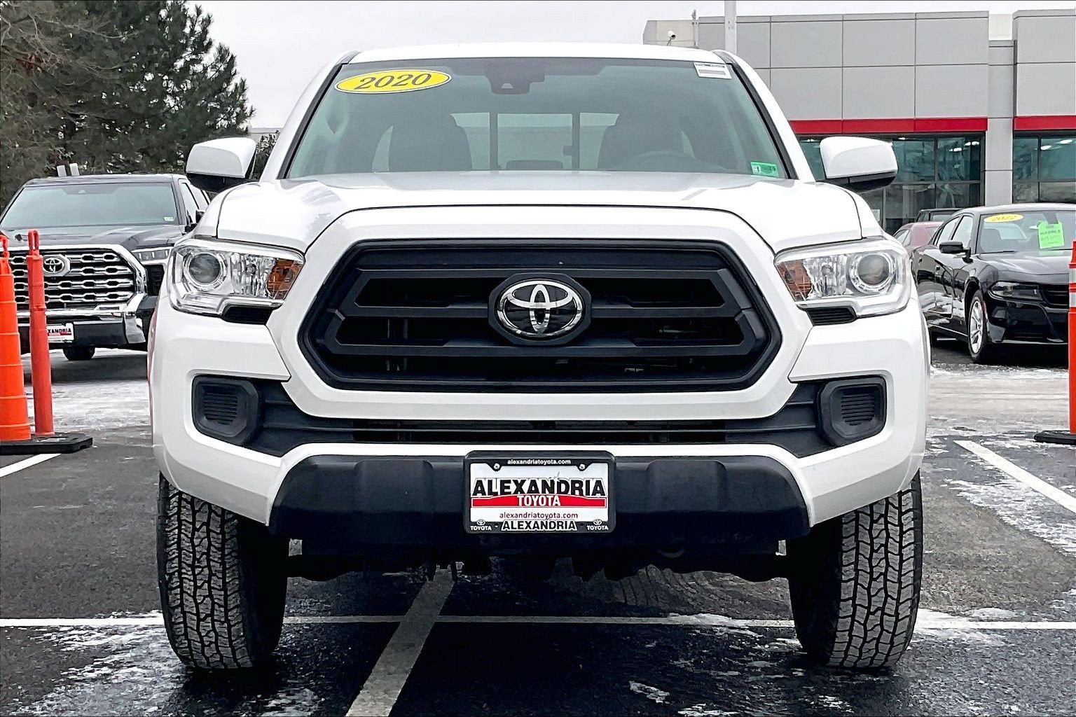Used 2020 Toyota Tacoma SR AWD/4WD image 3