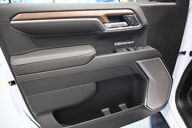 New 2026 Chevrolet Silverado 1500 High Country w/ High Country Premium Package AWD/4WD image 30