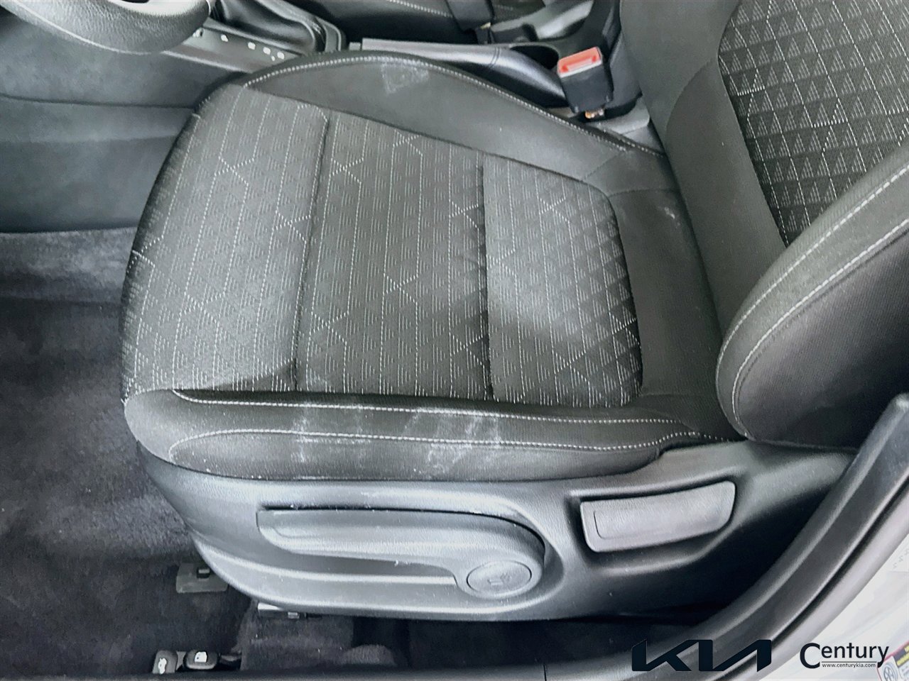 Certified 2021 Kia Rio S w/ Technology Package FWD image 18