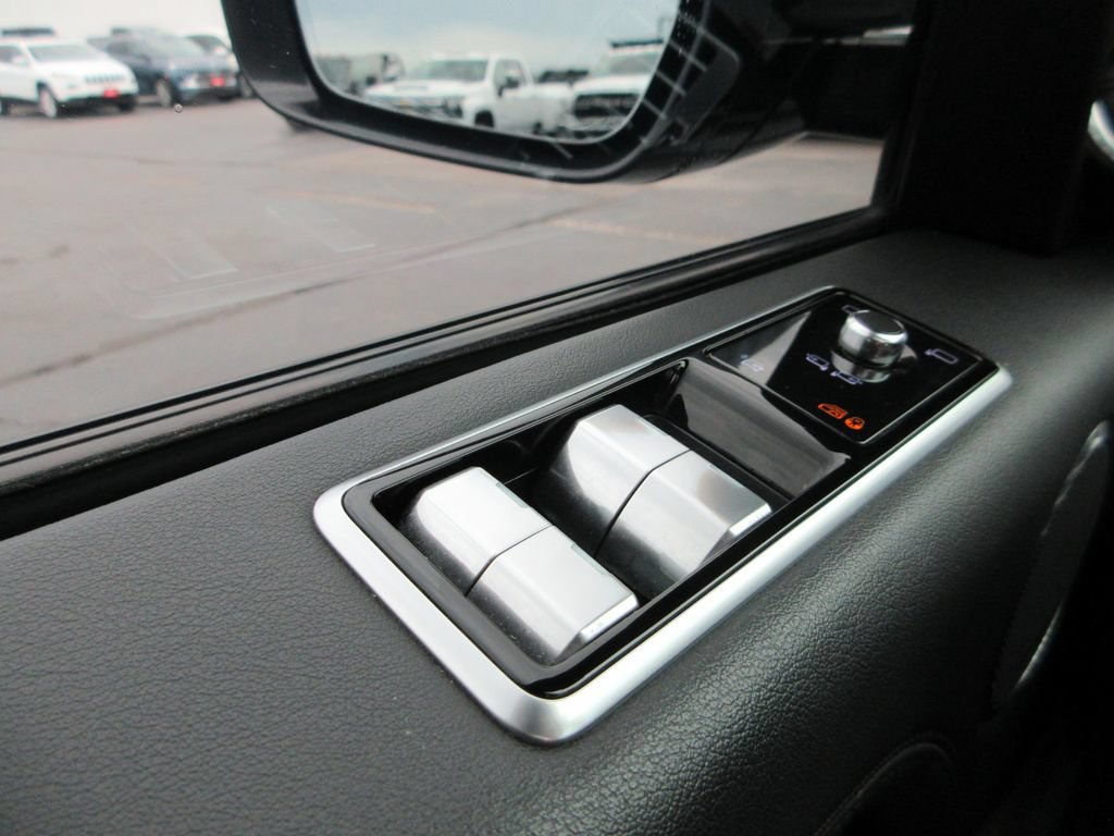 Used 2020 Land Rover Range Rover HSE AWD/4WD image 26