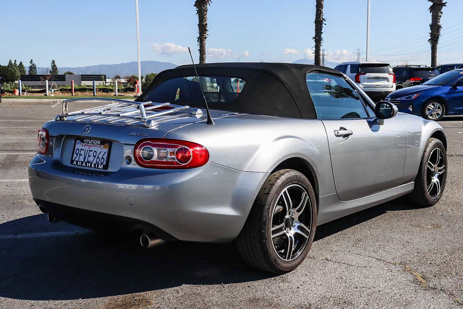 Used 2010 MAZDA MX-5 Miata Sport image 4