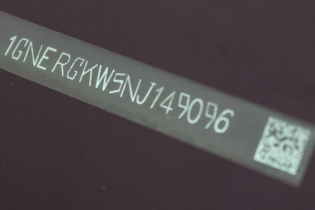 Used 2022 Chevrolet Traverse LT image 59