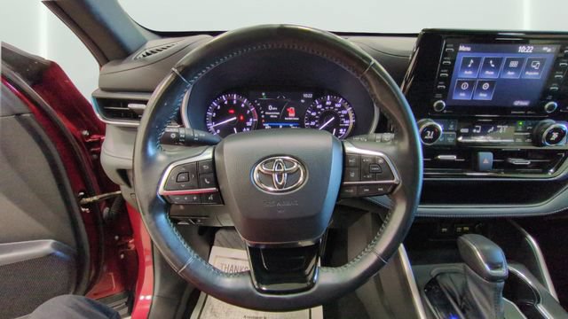 Used 2021 Toyota Highlander XSE AWD/4WD image 23