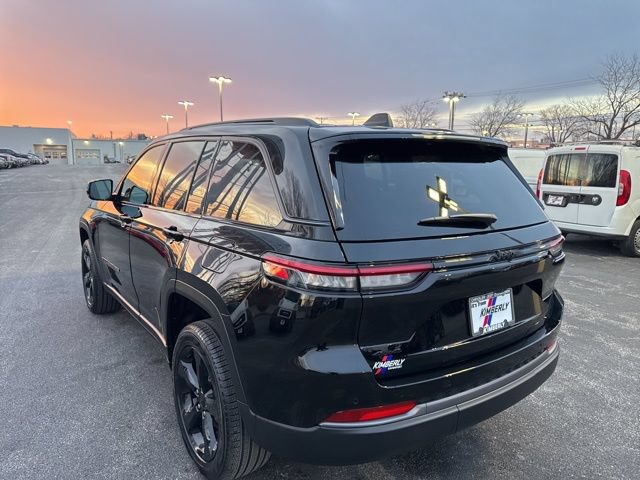 New 2026 Jeep Grand Cherokee Limited w/ Limited Altitude Package AWD/4WD image 5