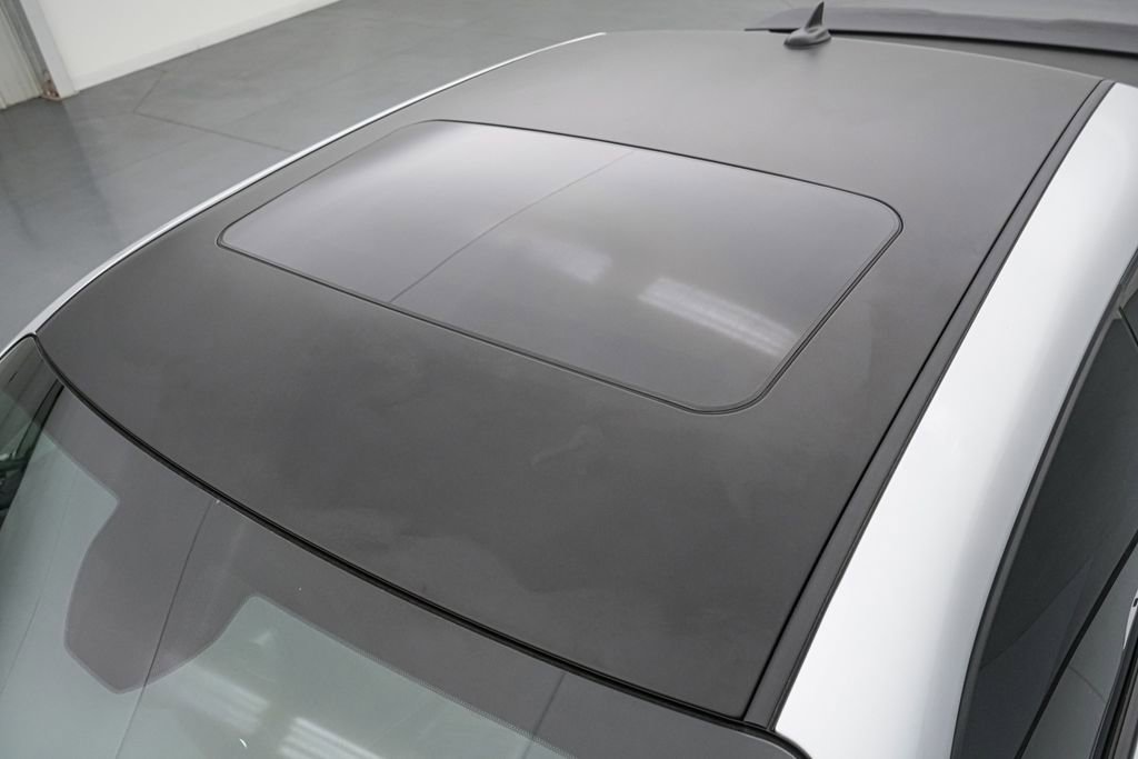 Used 2022 Dodge Challenger R/T Scat Pack w/ T/A Package RWD image 27