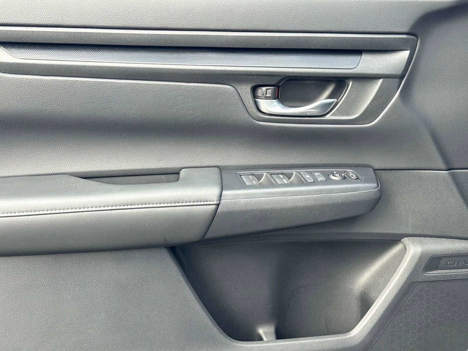 Certified 2023 Honda CR-V EX image 17