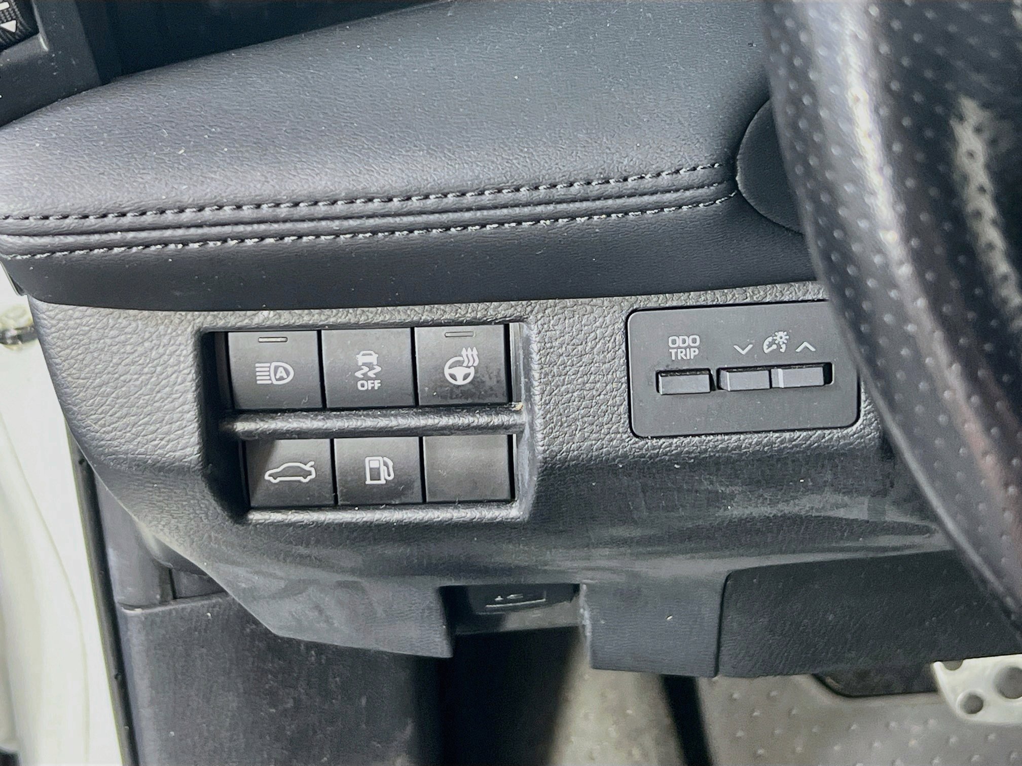 Used 2019 Toyota Avalon Touring w/ All Weather Liner Package FWD image 10