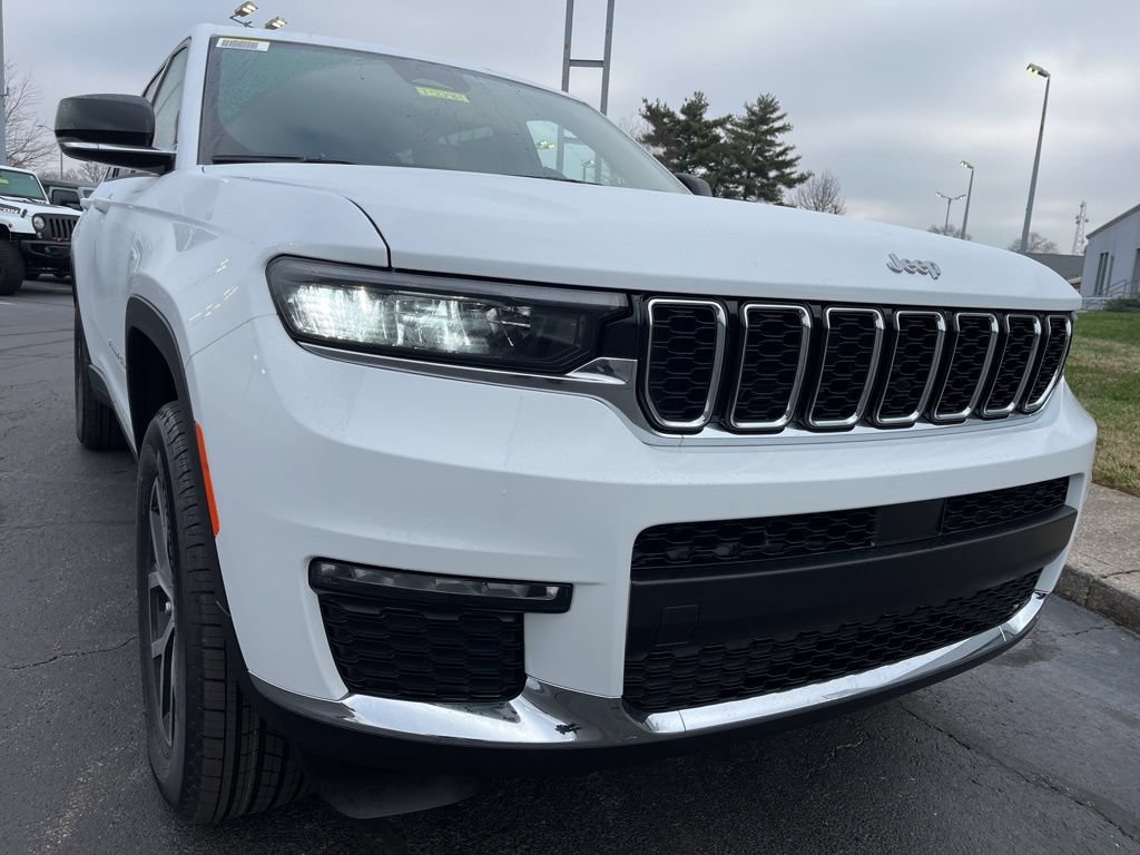 New 2025 Jeep Grand Cherokee L Limited w/ Trailer Tow Package AWD/4WD image 53