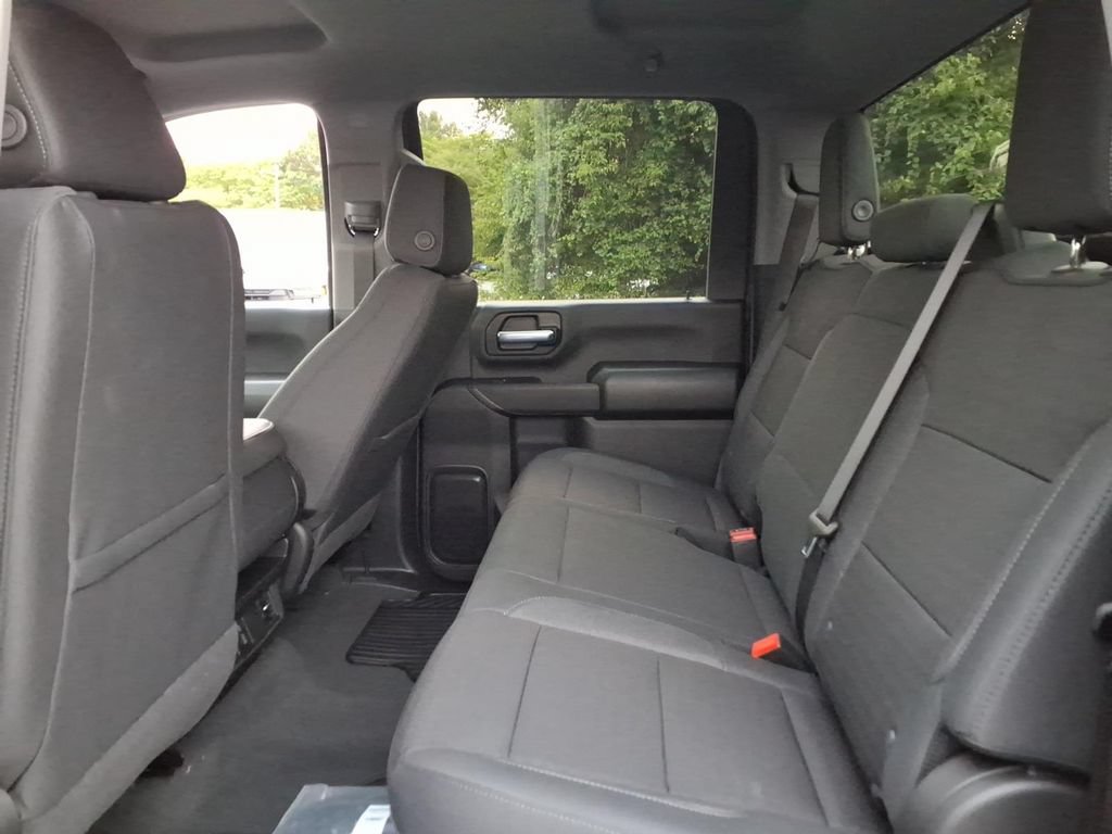 New 2026 Chevrolet Silverado 2500 Custom w/ Custom Value Package AWD/4WD image 17