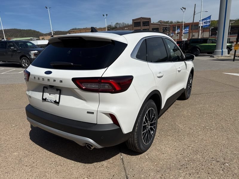 New 2025 Ford Escape SE FWD image 7