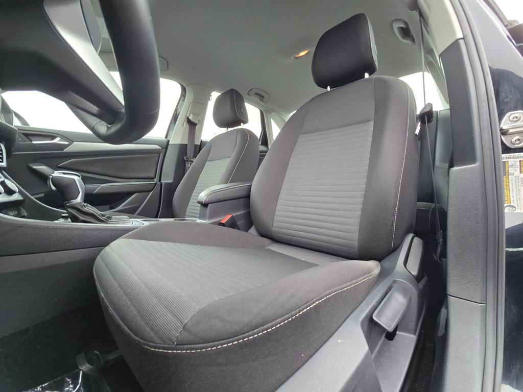 Used 2024 Volkswagen Jetta S image 17