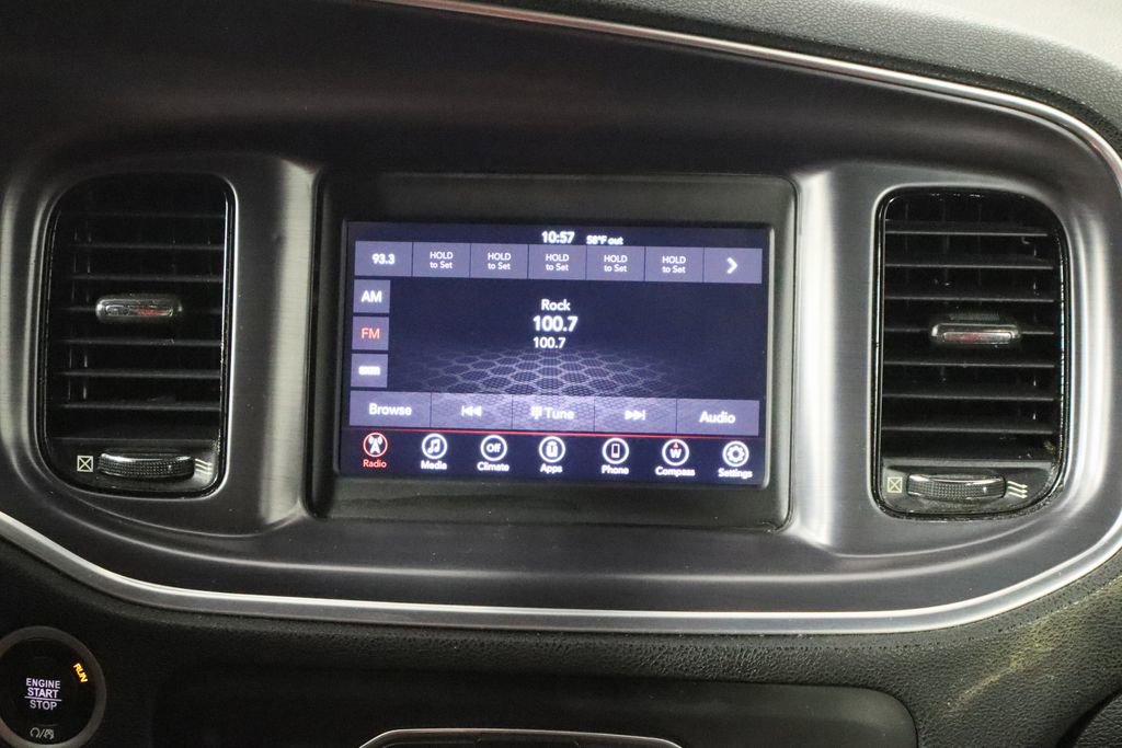 Used 2018 Dodge Charger SXT w/ Blacktop Package image 28