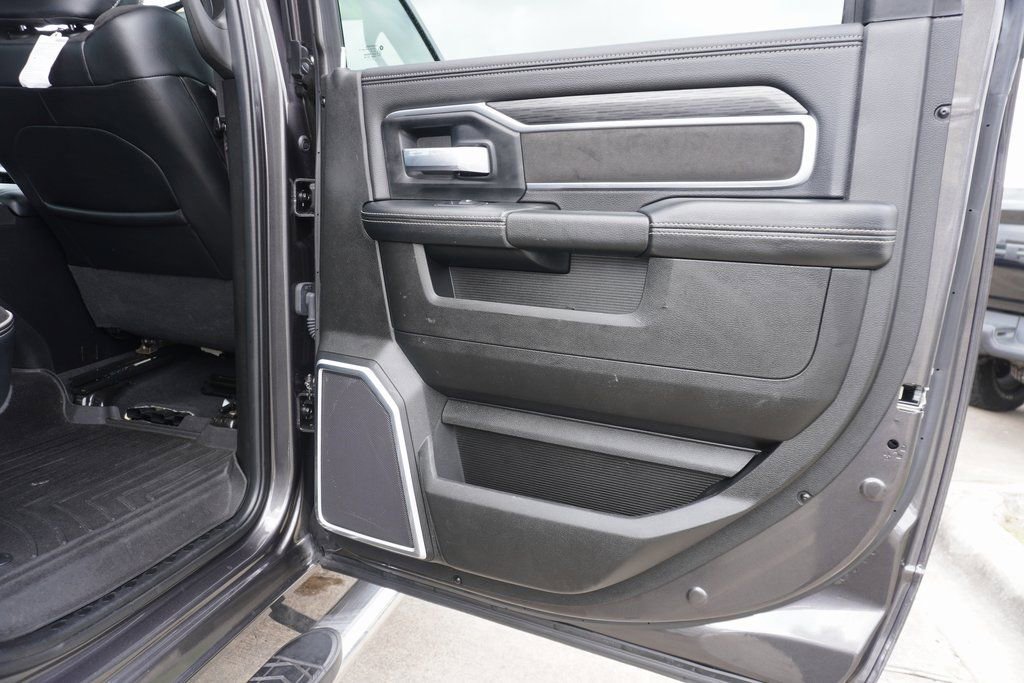 Used 2024 RAM 2500 Laramie w/ Sport Appearance Package AWD/4WD image 22
