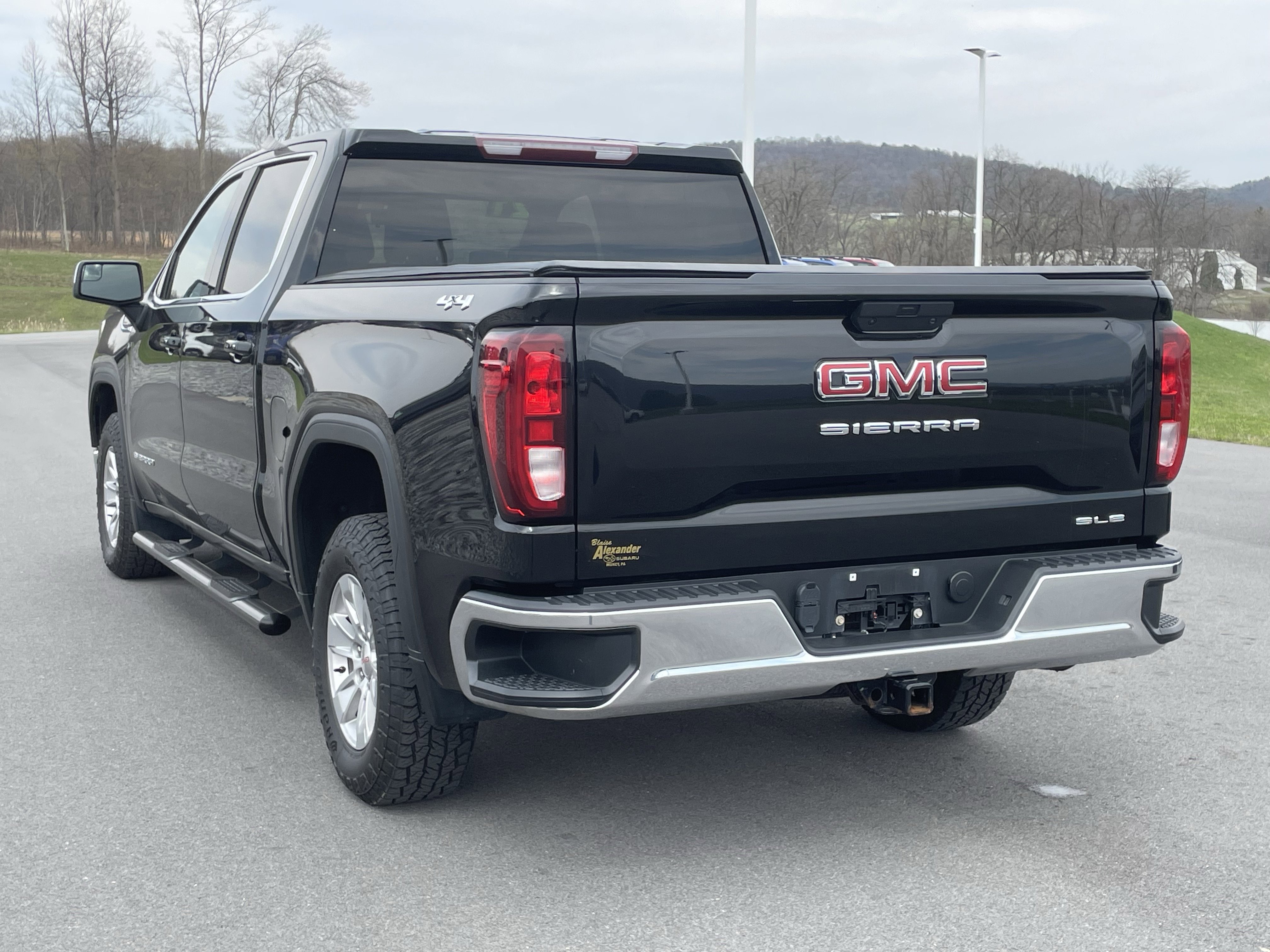 Used 2021 GMC Sierra 1500 SLE image 6