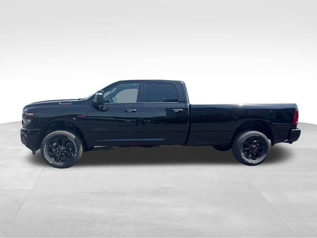 New 2026 RAM 3500 Big Horn AWD/4WD image 33