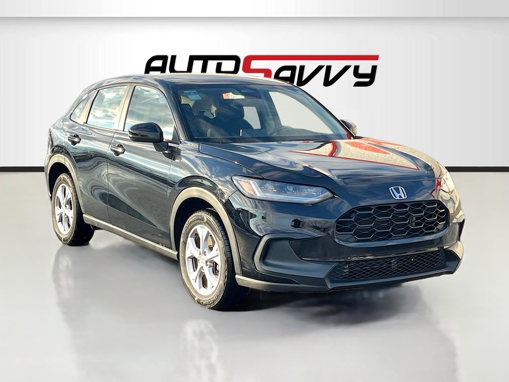 Used 2023 Honda HR-V LX image 1