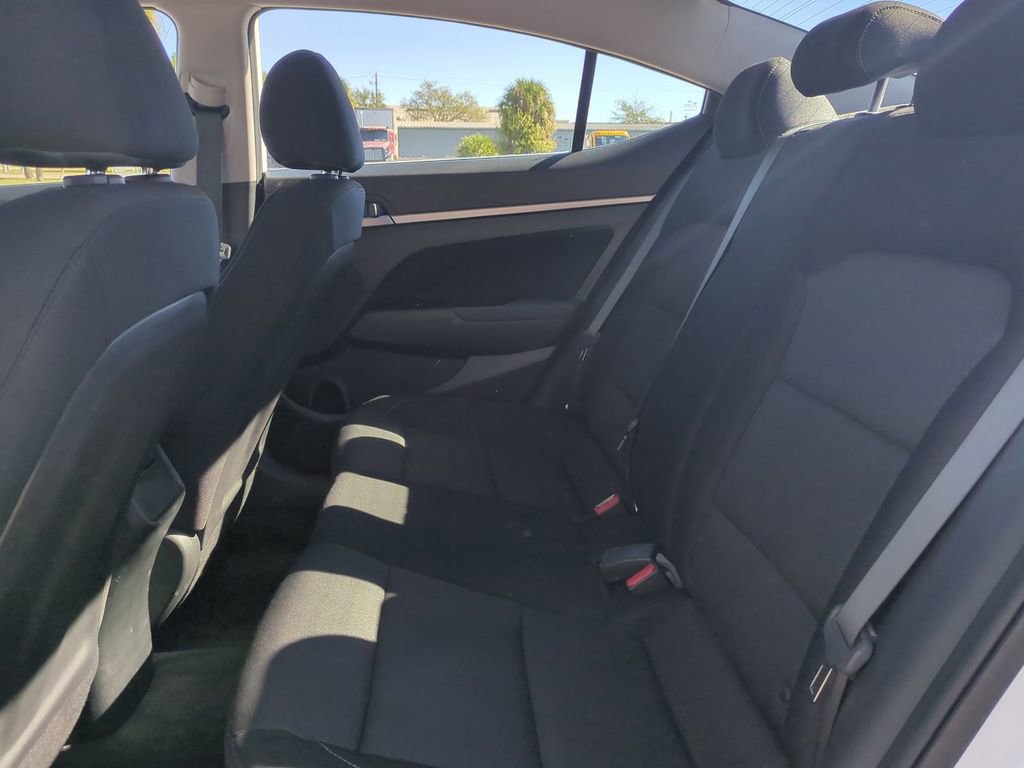Used 2018 Hyundai Elantra SEL w/ Cargo Package image 14