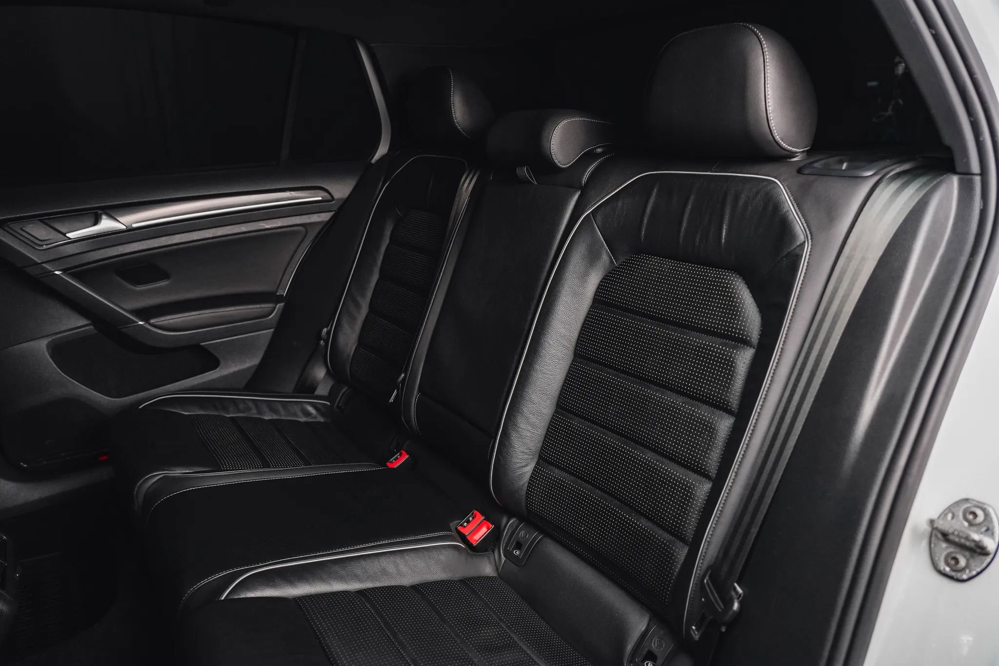 Used 2019 Volkswagen Golf 4-Door image 41