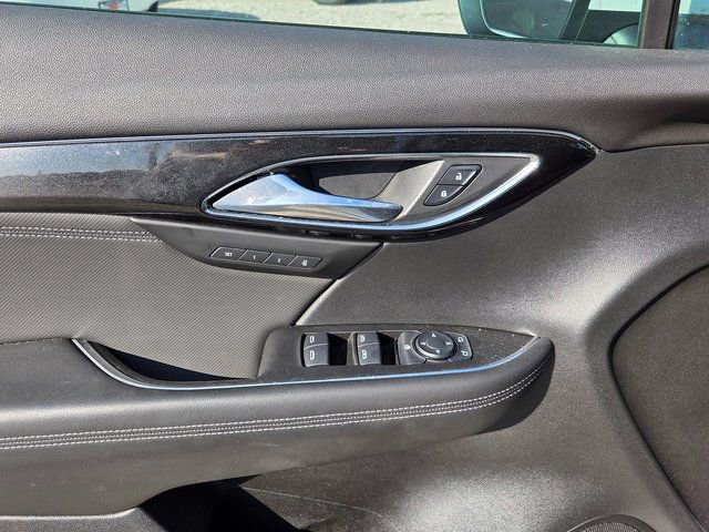 Used 2024 Buick Envision Preferred image 11