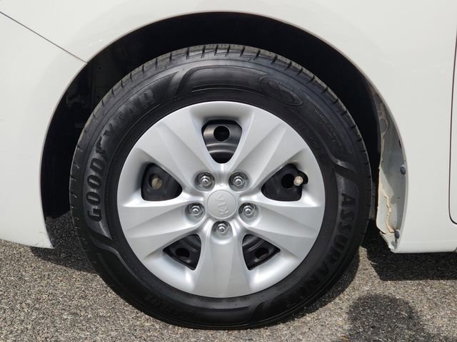 Used 2017 Kia Forte LX image 20