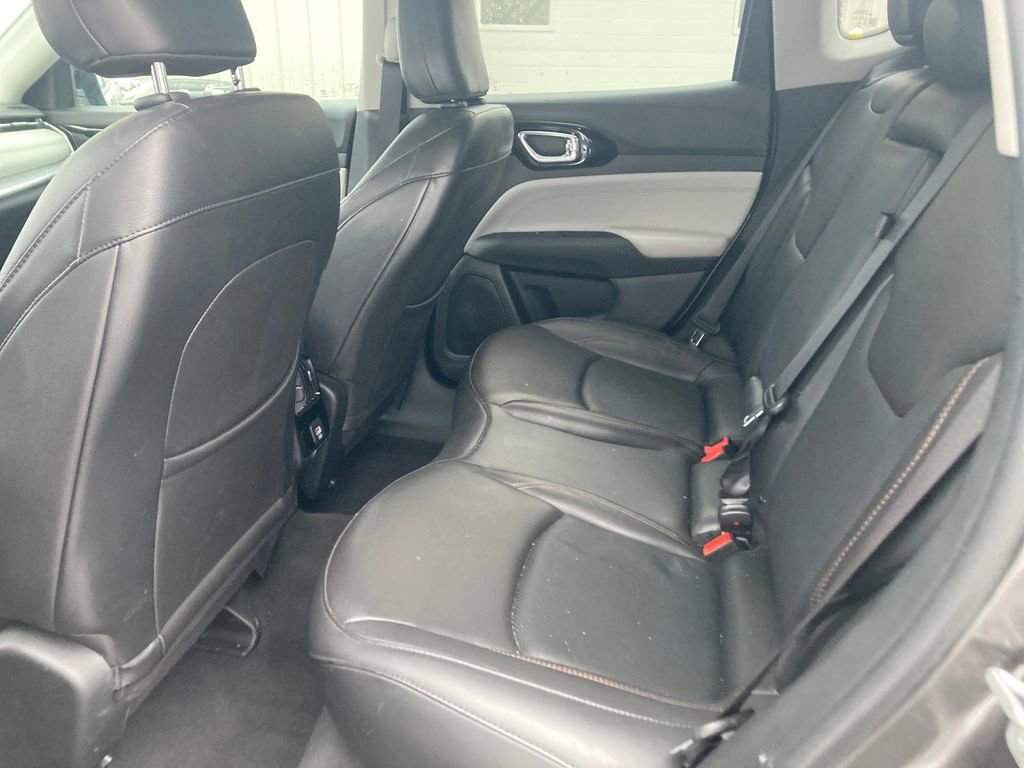 Used 2022 Jeep Compass Limited image 29