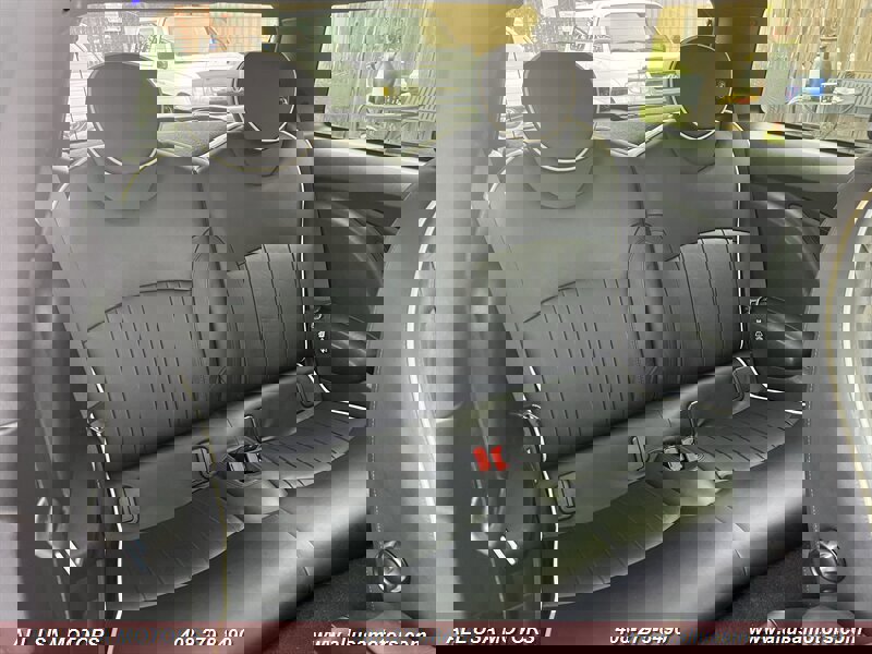 Used 2011 MINI Cooper S image 25