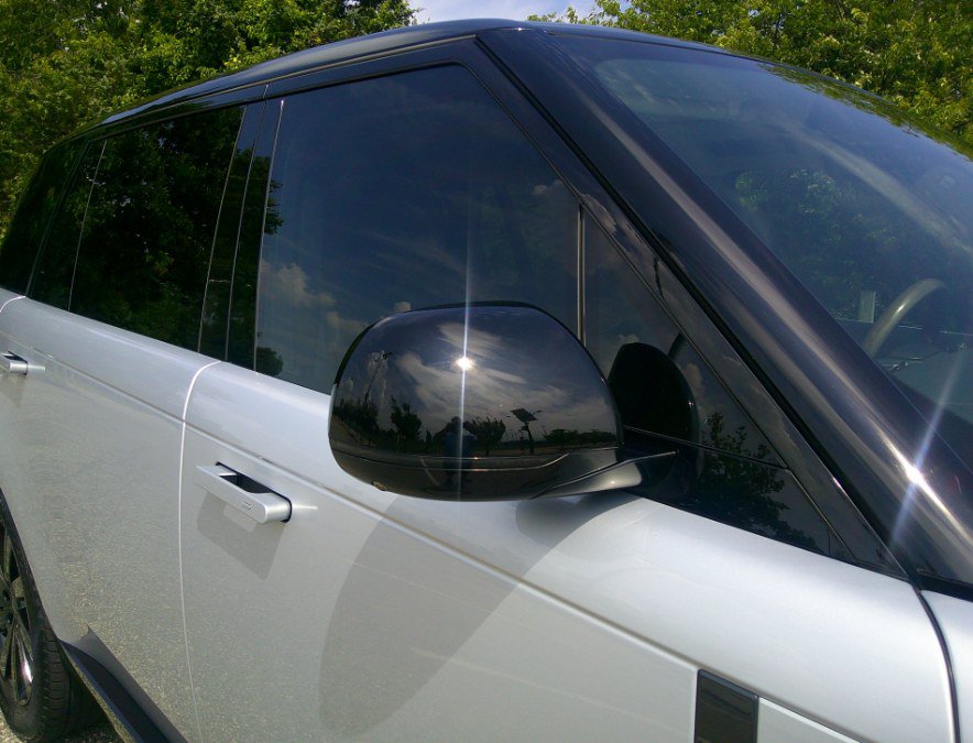 Used 2024 Land Rover Range Rover Long Wheelbase SE AWD/4WD image 36
