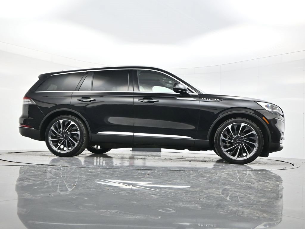 Used 2023 Lincoln Aviator Reserve w/ Equipment Group 201A image 54
