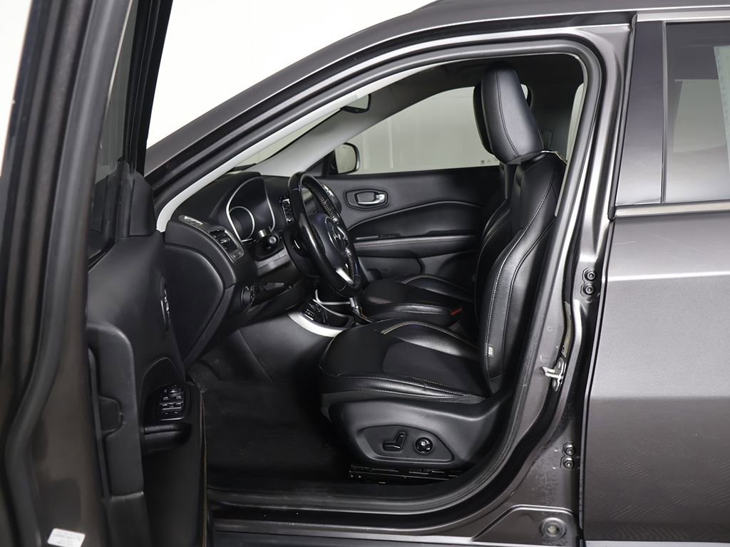 Used 2019 Jeep Compass Latitude w/ Popular Equipment Group image 26