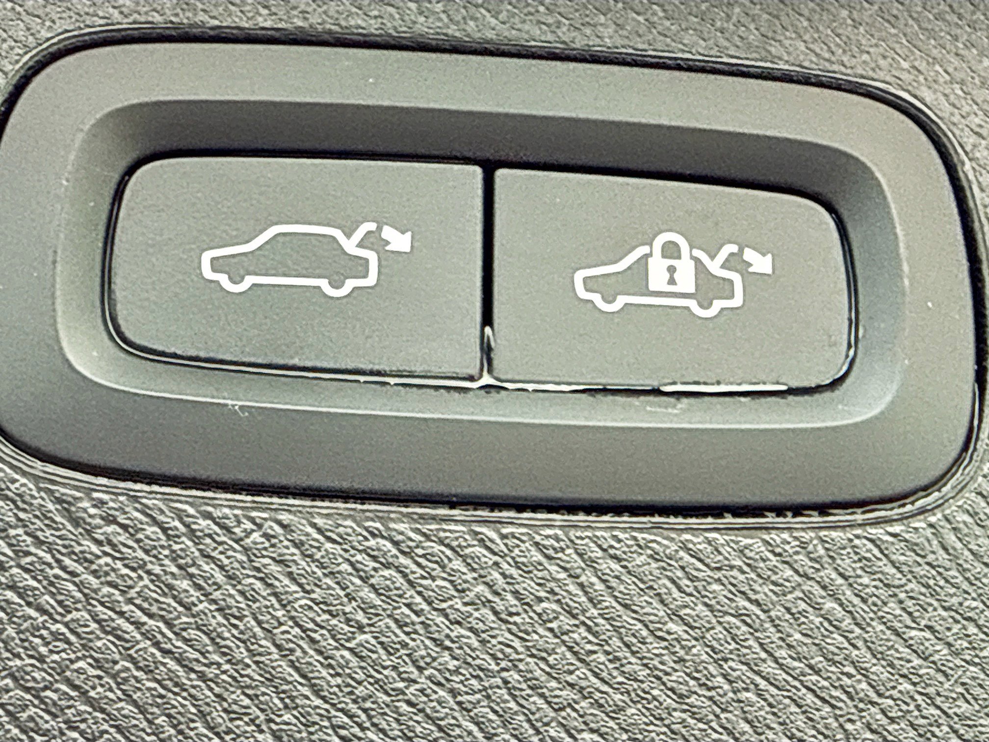 Used 2018 Volvo XC90 T6 Inscription w/ Convenience Package AWD/4WD image 12