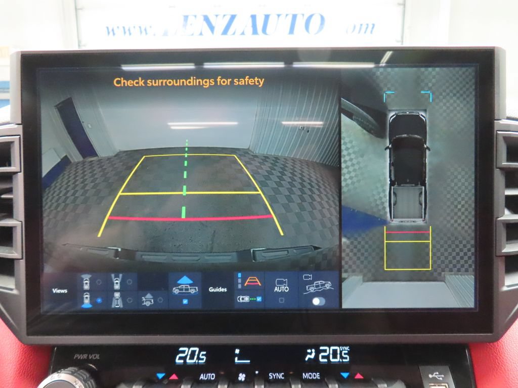 Used 2025 Toyota Tundra Limited AWD/4WD image 18