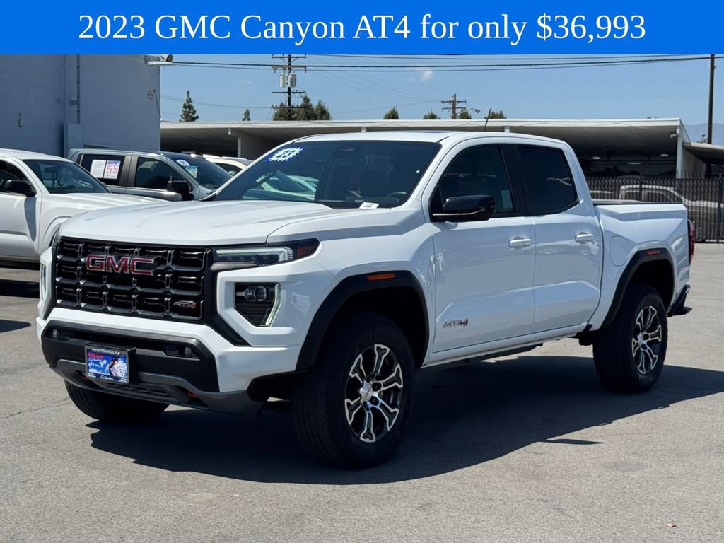 Used 2023 GMC Canyon AT4 w/ Canyon Safety Plus Package AWD/4WD image 4