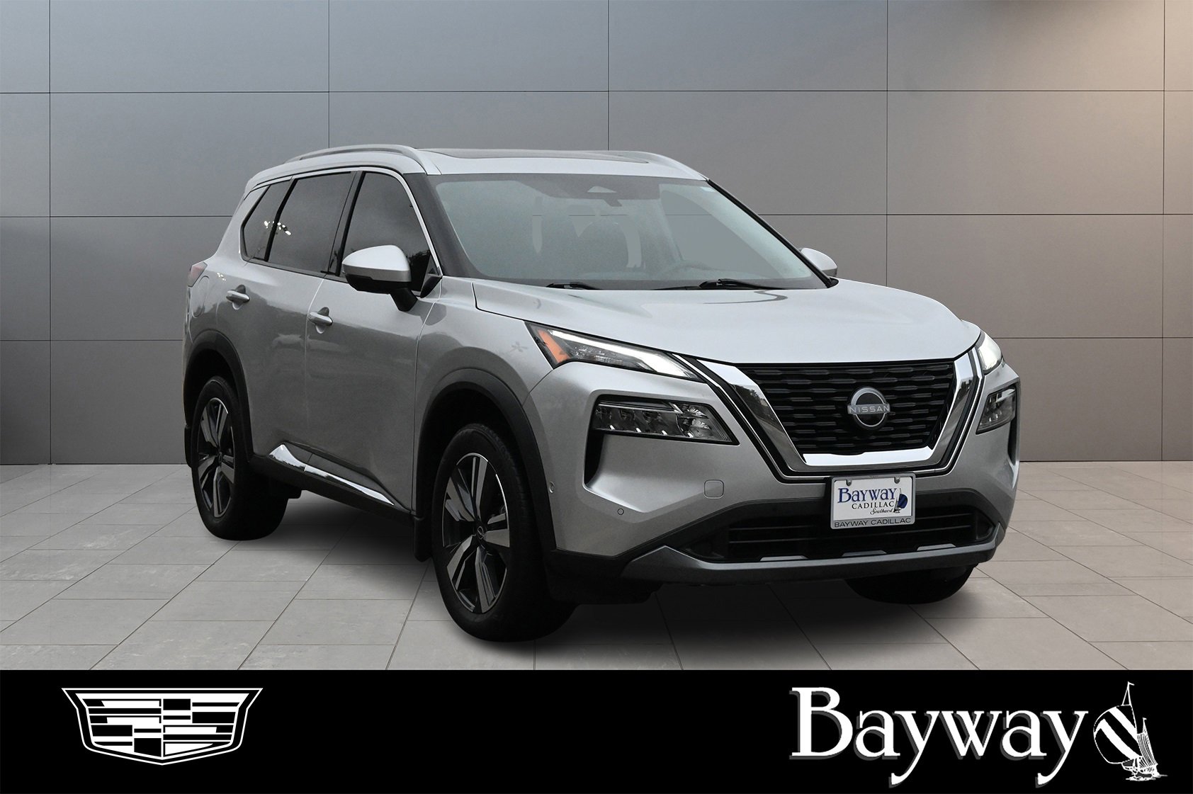 Used 2023 Nissan Rogue SL w/ SL Premium Package image 3