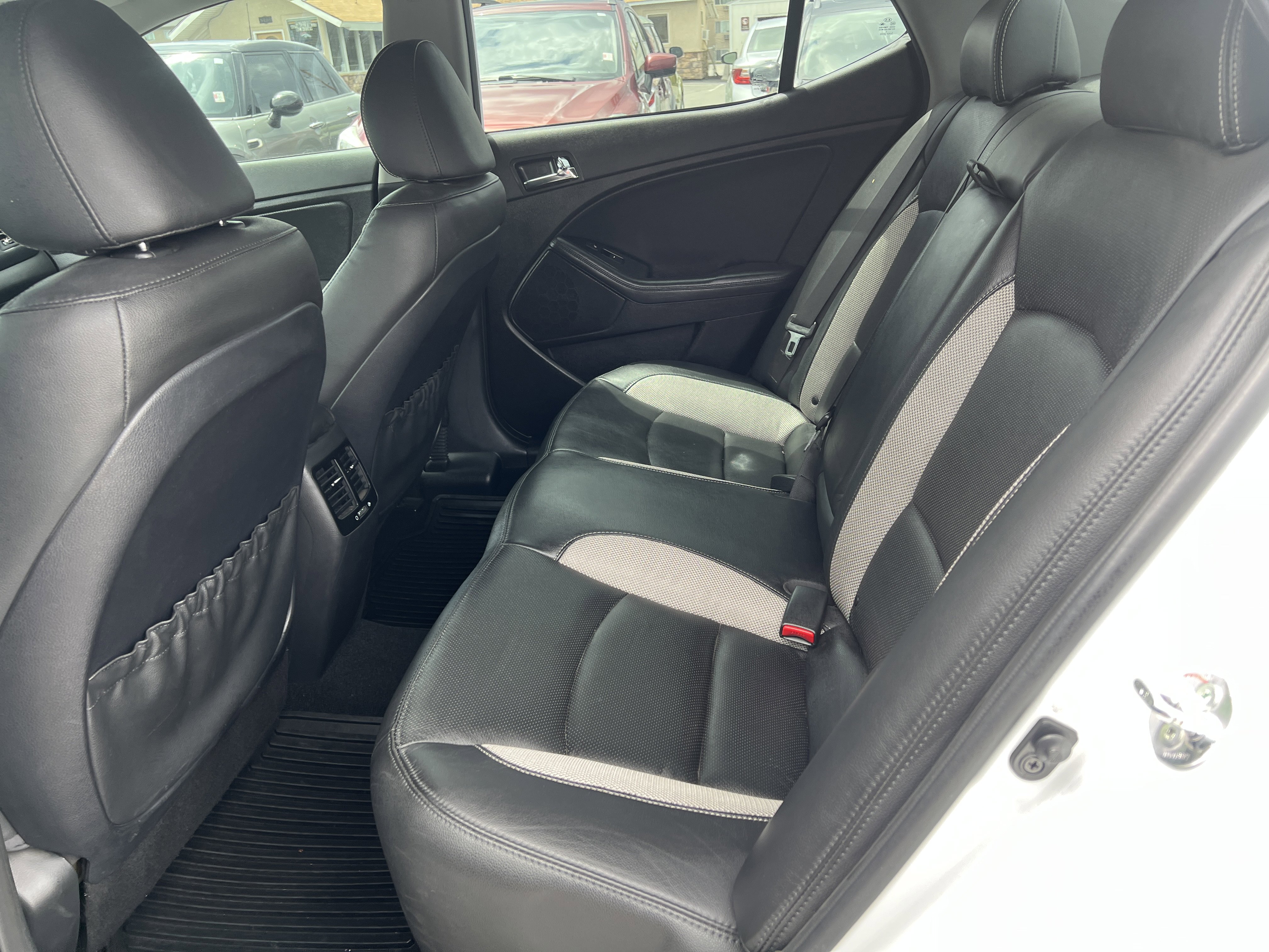 Used 2013 Kia Optima SX w/ Premium Touring Pkg FWD image 13