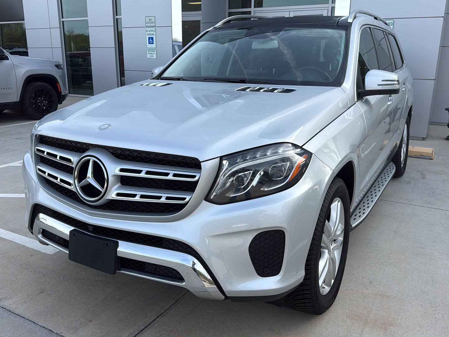 Used 2017 Mercedes-Benz GLS 450 4MATIC image 12